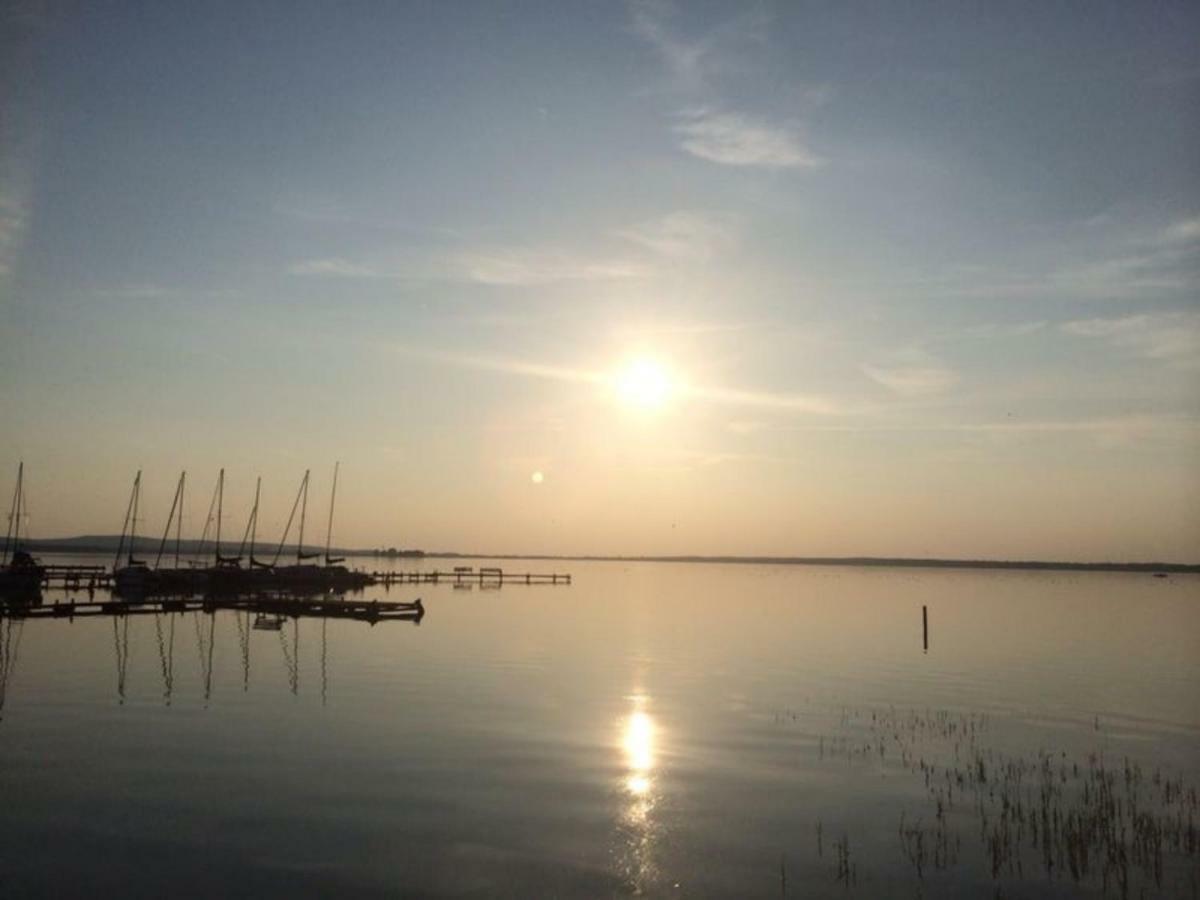 Ferien-Whg Stuenkel Nahe Steinhuder Meer Mit Garten Und Balkon Екстер'єр фото